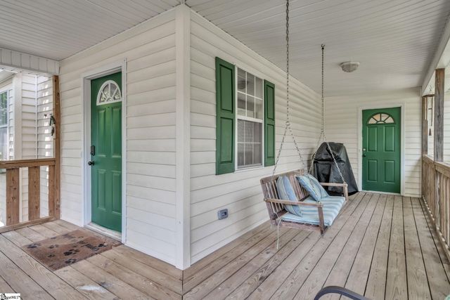 1221 Winding Way, Taylors, SC 29687