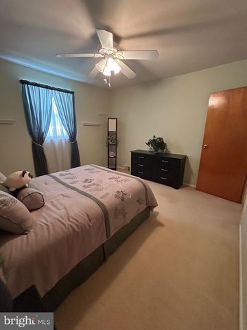 9811 MONTOUR ST, Philadelphia, PA 19115