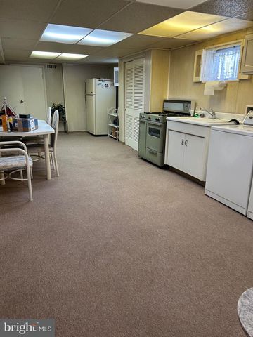 9811 MONTOUR ST, Philadelphia, PA 19115