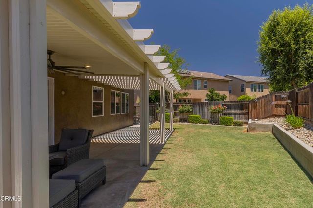1408 Waterfall Lane, Bakersfield, CA 93311