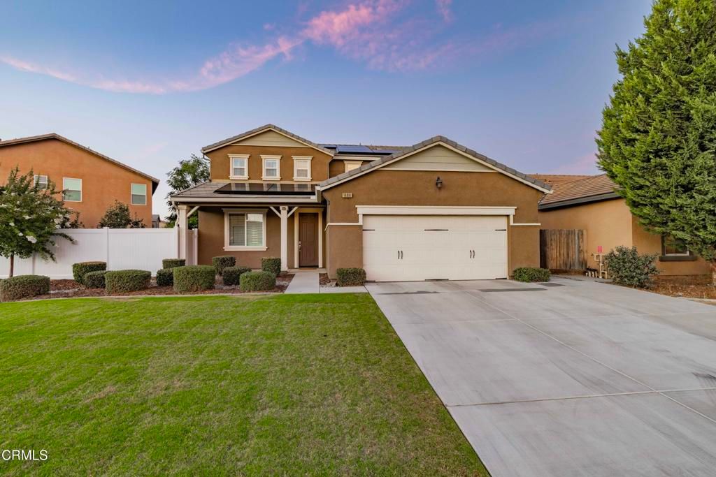 1408 Waterfall Lane, Bakersfield, CA 93311