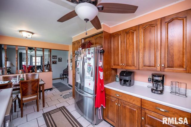 2611 W BELLE VISTA Court, West Peoria, IL 61604