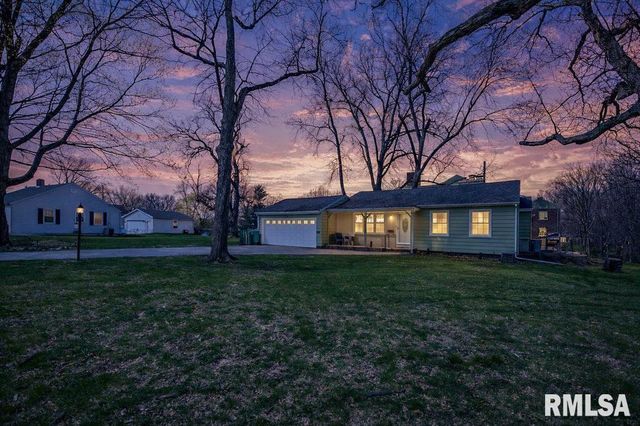 2611 W BELLE VISTA Court, West Peoria, IL 61604