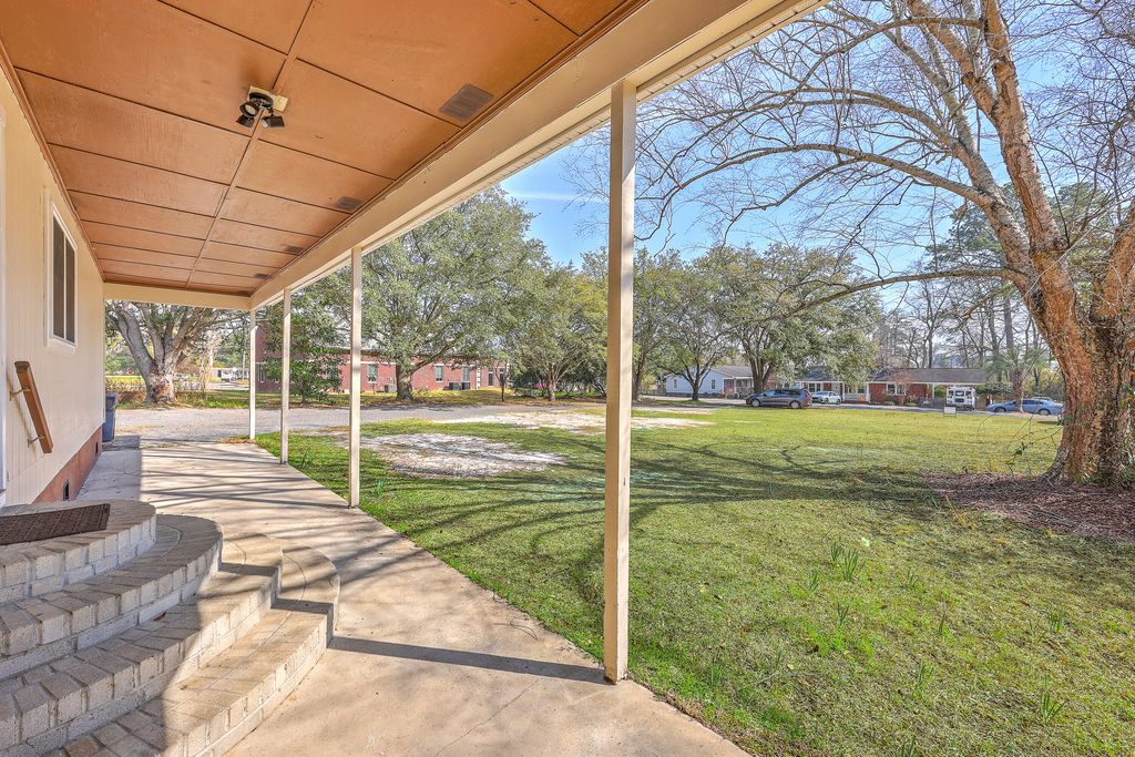 106 Mayrant Street, Summerville, SC 29483