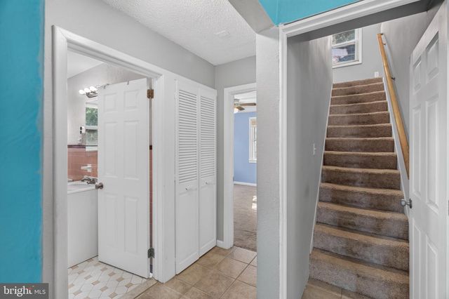 1653 E WHEAT RD, Vineland, NJ 08360