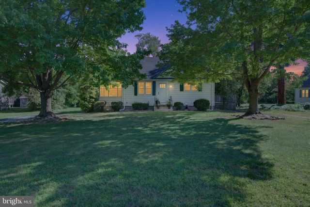 1653 E WHEAT RD, Vineland, NJ 08360