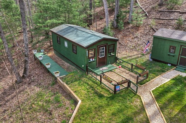 57 Meadow Hill, Morganton, GA 30560