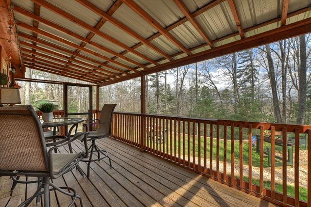 57 Meadow Hill, Morganton, GA 30560