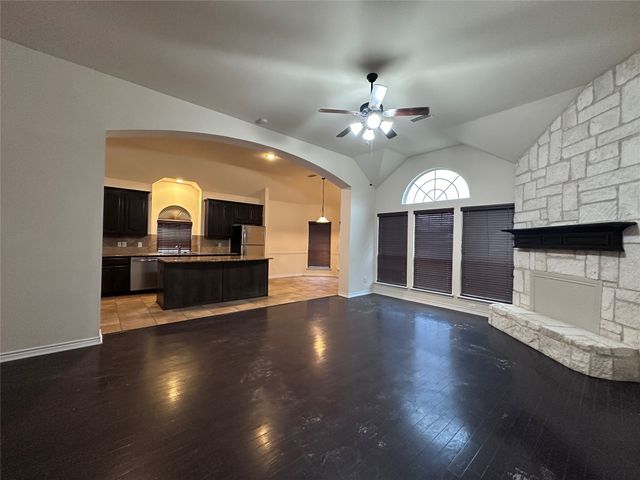 702 Carolyn T Hunt Drive, Cedar Hill, TX 75104