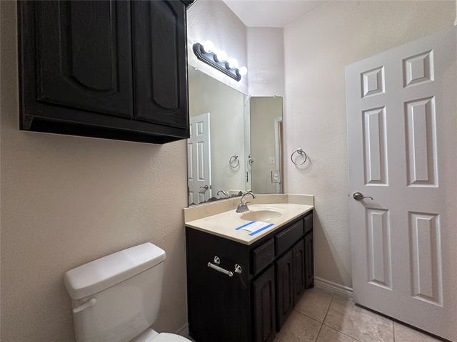 702 Carolyn T Hunt Drive, Cedar Hill, TX 75104