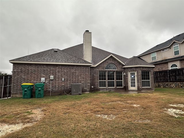 702 Carolyn T Hunt Drive, Cedar Hill, TX 75104
