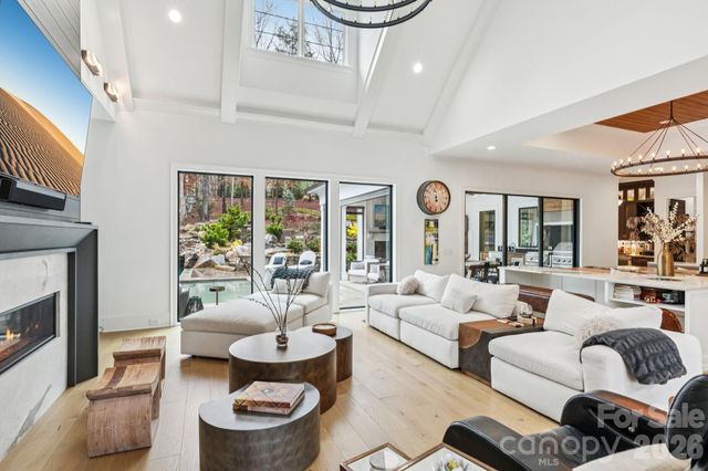 16610 Reinsch Drive, Davidson, NC 28036