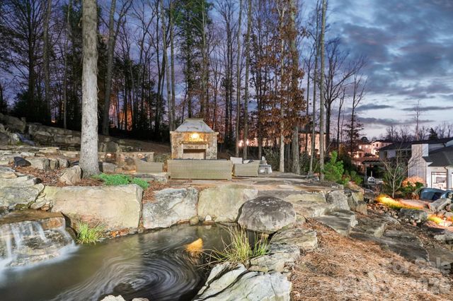 16610 Reinsch Drive, Davidson, NC 28036