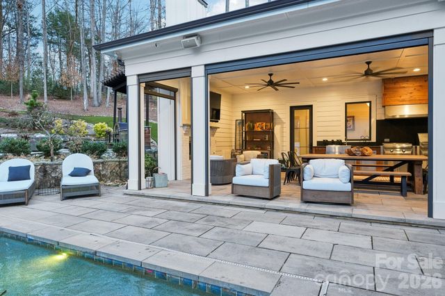 16610 Reinsch Drive, Davidson, NC 28036