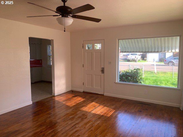 1672 Nw DOGWOOD St, Roseburg, OR 97471