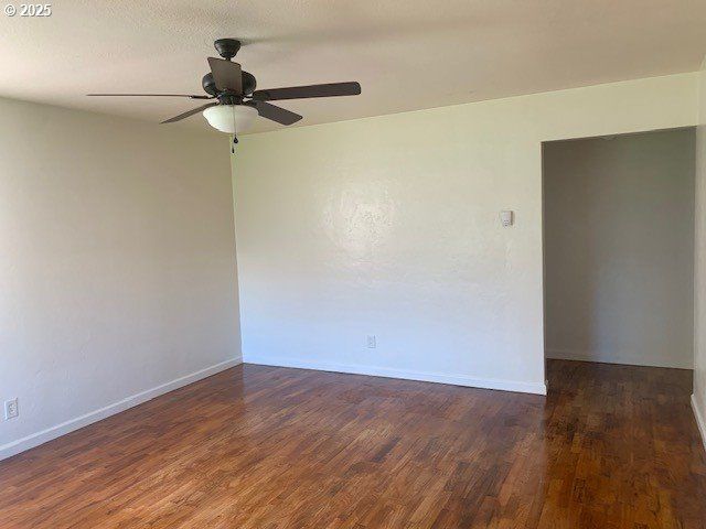 1672 Nw DOGWOOD St, Roseburg, OR 97471