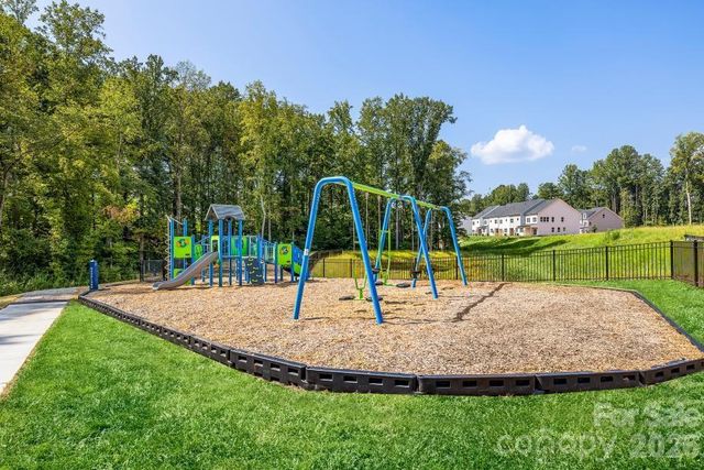 3149 Finchborough Court 206, Charlotte, NC 28269