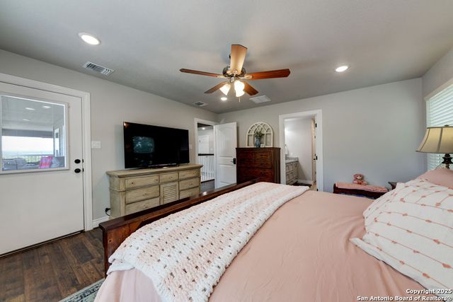 624 Highland, Canyon Lake, TX 78133