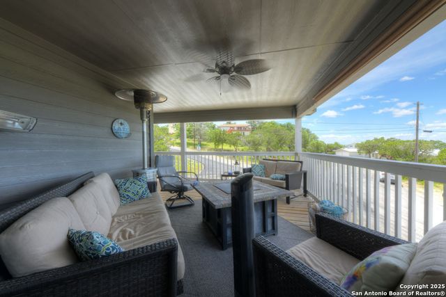 624 Highland, Canyon Lake, TX 78133