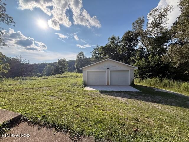 1401 Old Piney Rd, Maryville, TN 37803