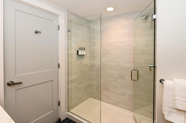 11 E Court Street, Cincinnati, OH 45202