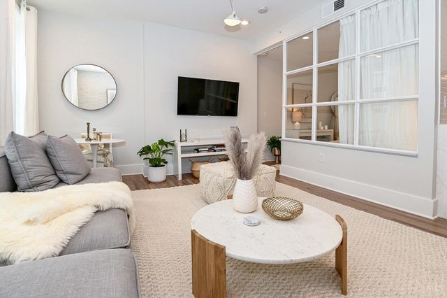 11 E Court Street, Cincinnati, OH 45202