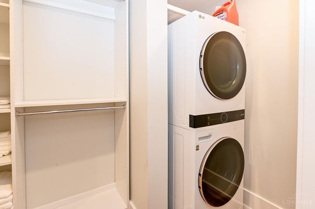 11 E Court Street, Cincinnati, OH 45202