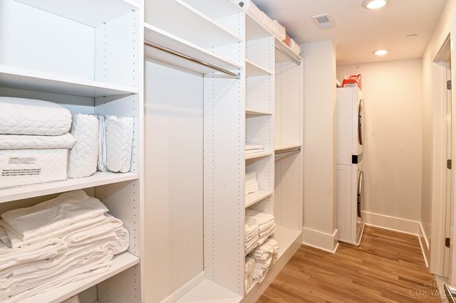 11 E Court Street, Cincinnati, OH 45202