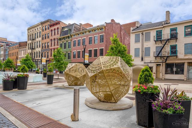 11 E Court Street, Cincinnati, OH 45202