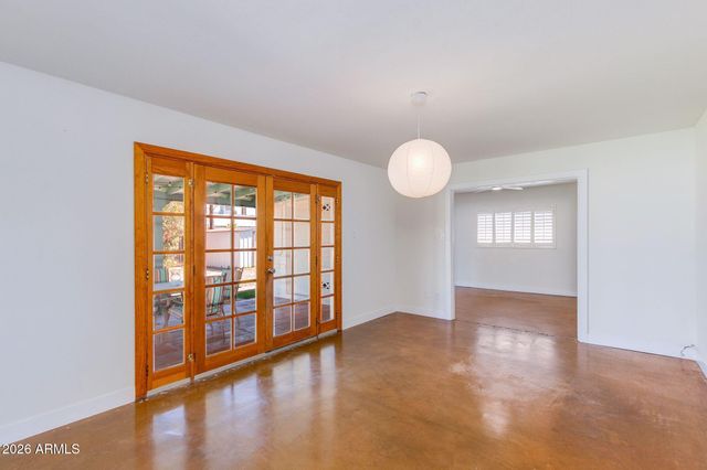 3412 E TURNEY Avenue, Phoenix, AZ 85018