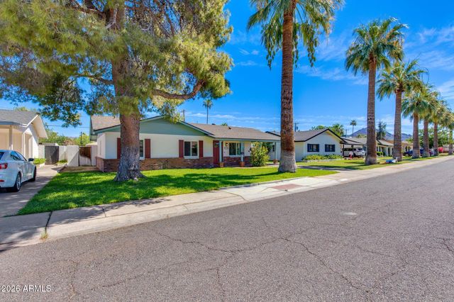 3412 E TURNEY Avenue, Phoenix, AZ 85018