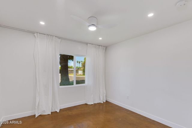 3412 E TURNEY Avenue, Phoenix, AZ 85018