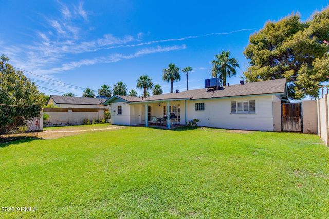 3412 E TURNEY Avenue, Phoenix, AZ 85018