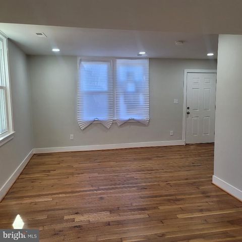 414 ORANGE ST SE, Washington, DC 20032