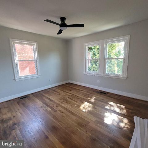 414 ORANGE ST SE, Washington, DC 20032
