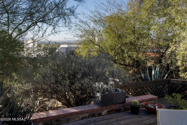 2904 E Placita Posada Real, Tucson, AZ 85718