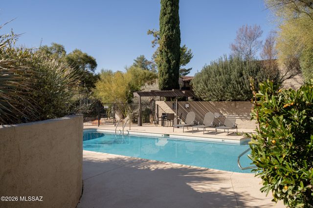 2904 E Placita Posada Real, Tucson, AZ 85718