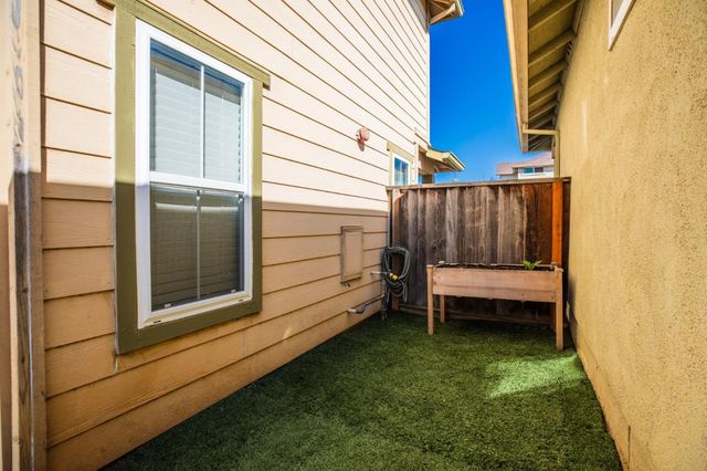 12782 Rogge Village Loop, Salinas, CA 93906