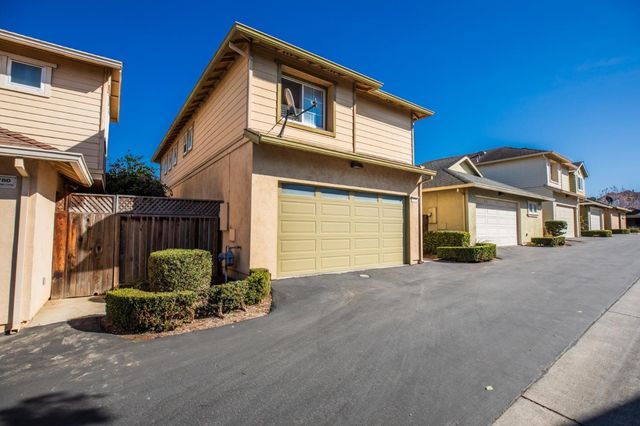 12782 Rogge Village Loop, Salinas, CA 93906