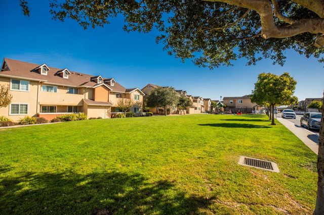 12782 Rogge Village Loop, Salinas, CA 93906