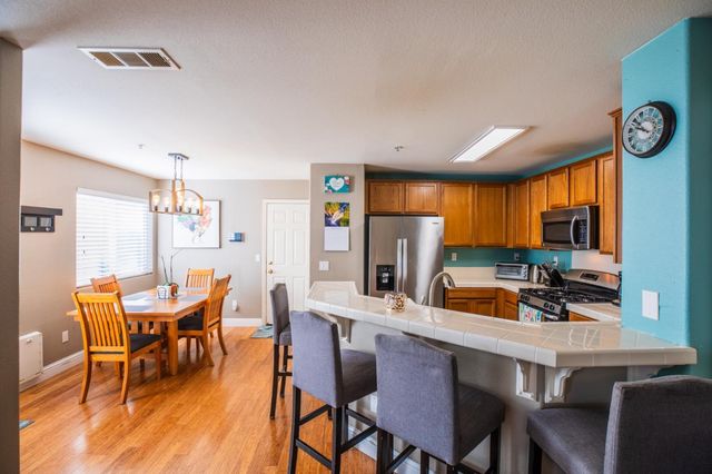 12782 Rogge Village Loop, Salinas, CA 93906