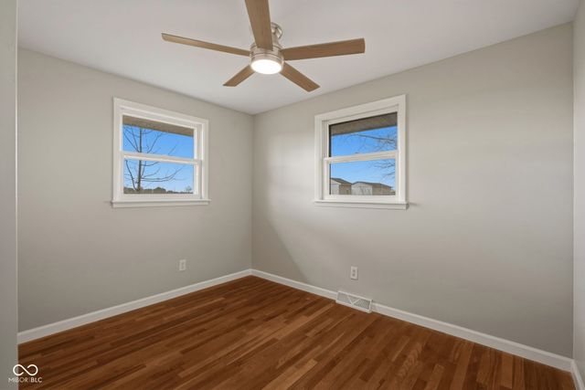 4934 E Sugar Street, Clifford, IN 47226