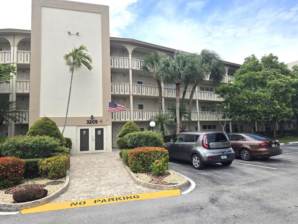 3205 Portofino Point K1, Coconut Creek, FL 33066