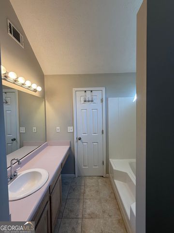 111 Cranford Mill Drive, Newnan, GA 30265