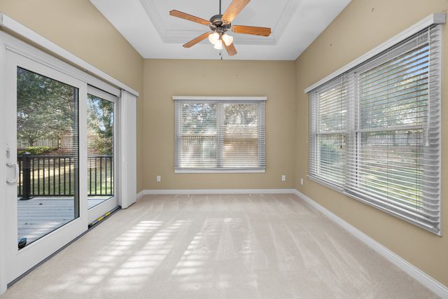 3179 Meridith Way, Bettendorf, IA 52722