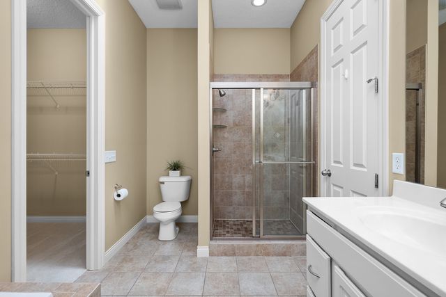 3179 Meridith Way, Bettendorf, IA 52722