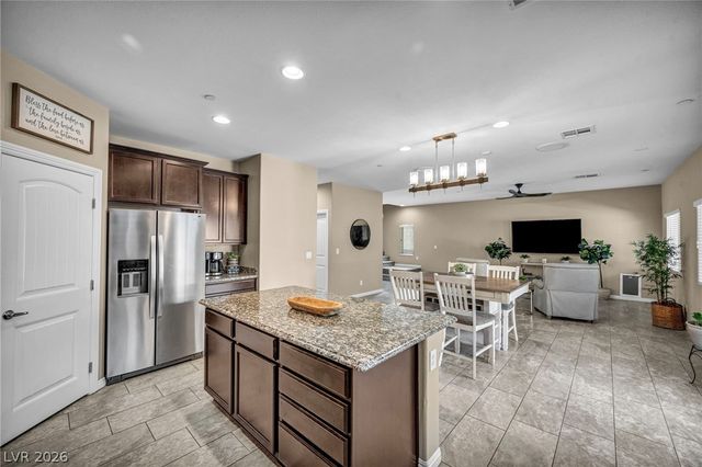 1636 Blue Cliffs Avenue, Henderson, NV 89014