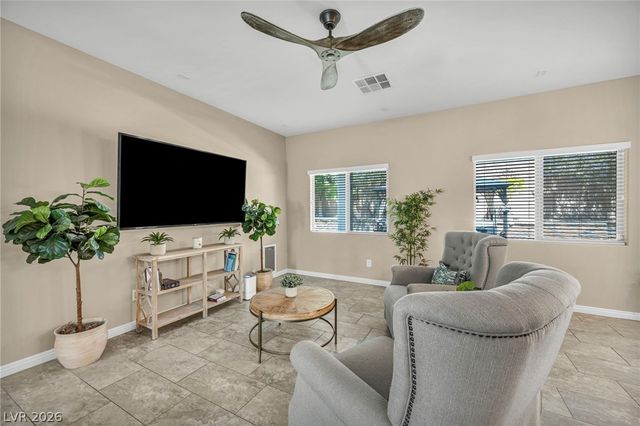 1636 Blue Cliffs Avenue, Henderson, NV 89014