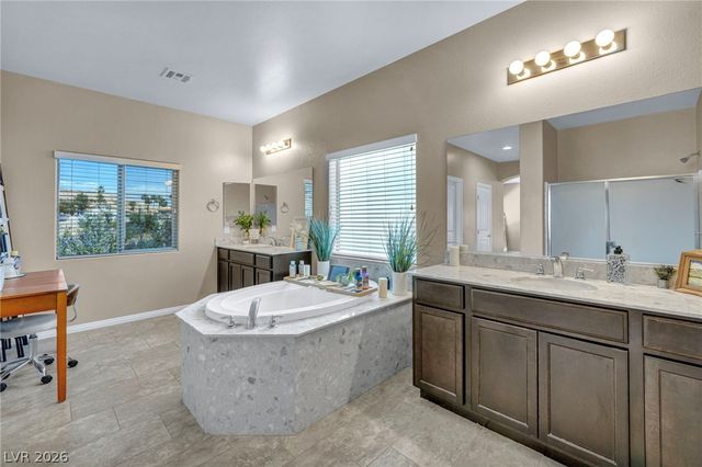 1636 Blue Cliffs Avenue, Henderson, NV 89014