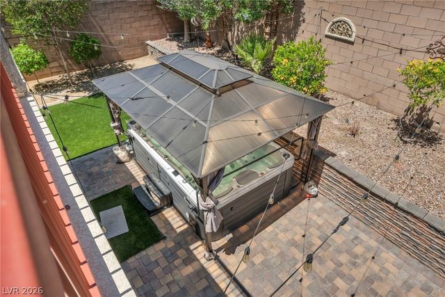 1636 Blue Cliffs Avenue, Henderson, NV 89014